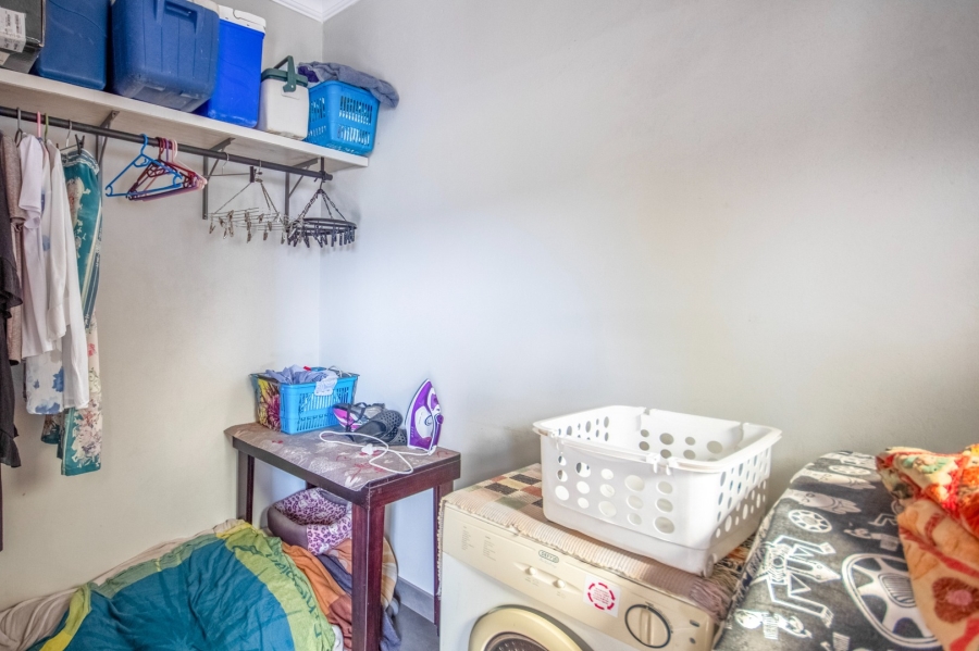 3 Bedroom Property for Sale in WestLake Country Safari Estate North West